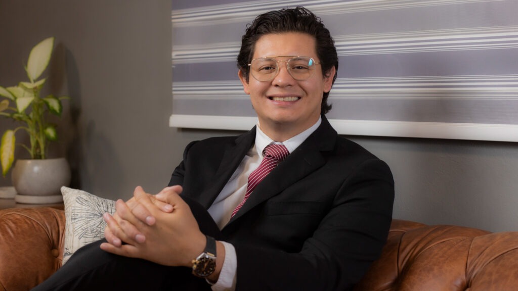 Edgar René Rodríguez Escandón Director Hi-Tec Medical