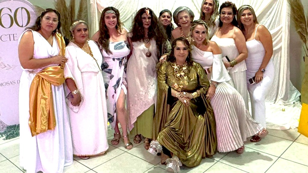 Deidades del olimpo en sincera convivencia