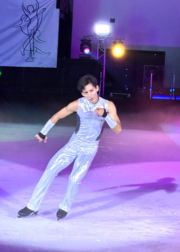 Donovan Carrillo